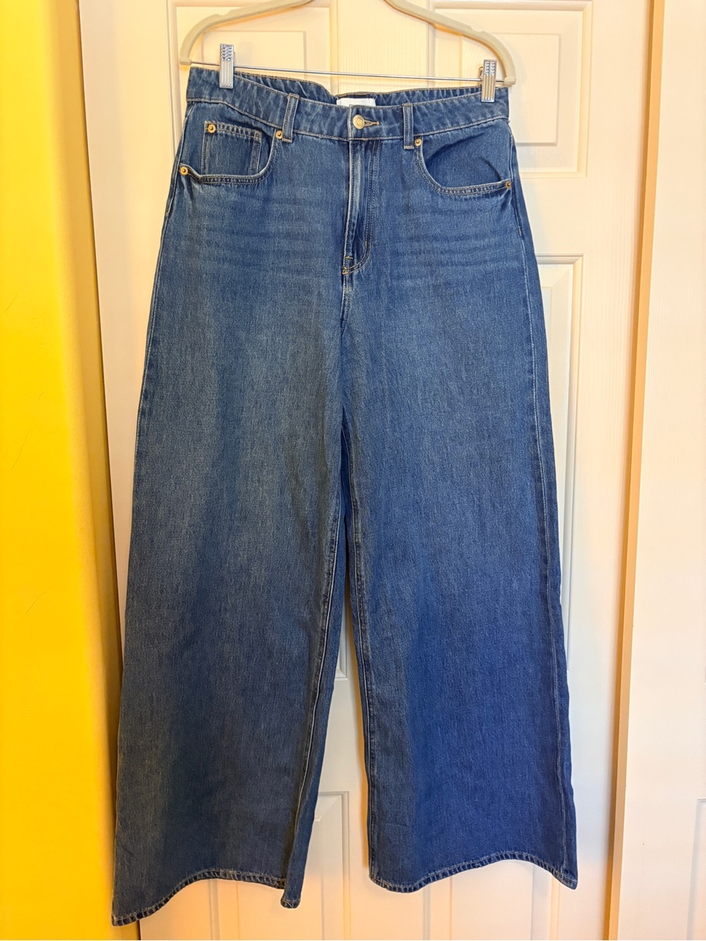 H&M Wide-Leg Denim Jeans in Medium Blue